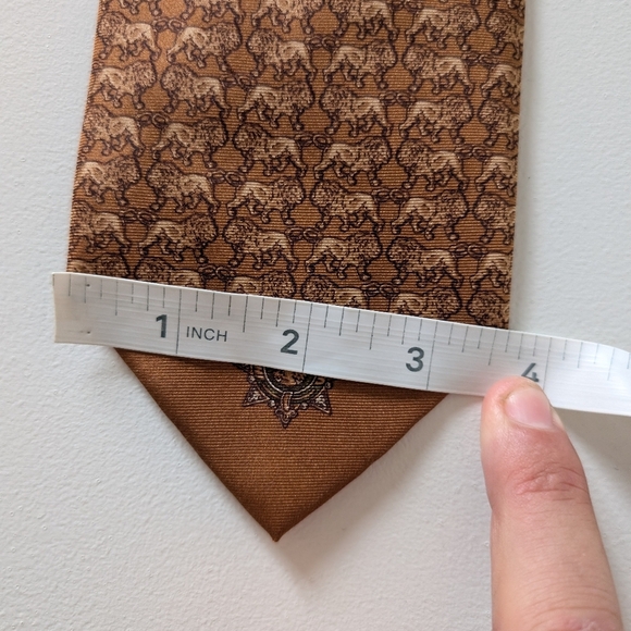 🇮🇹Gianfranco Ferre Lion Pattern Tie - Picture 7 of 7